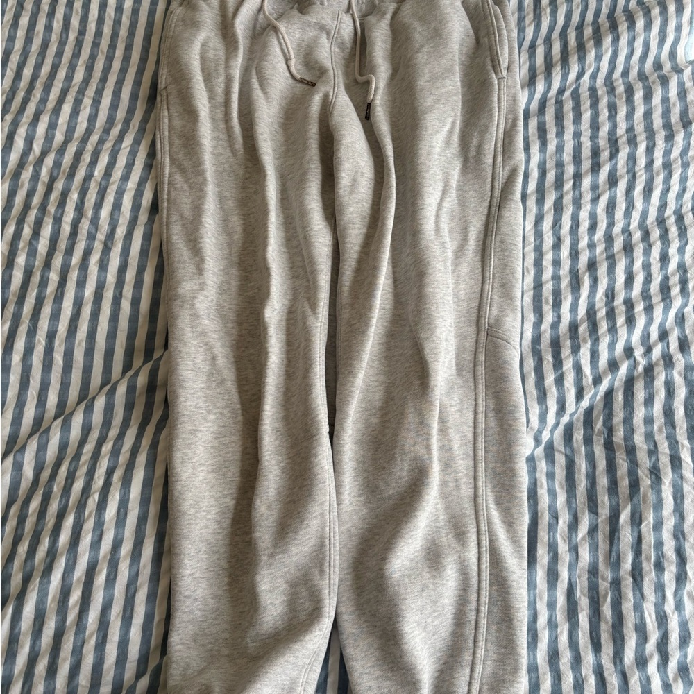 Abercrombie & Fitch Light Gray Relaxed Sweatpants